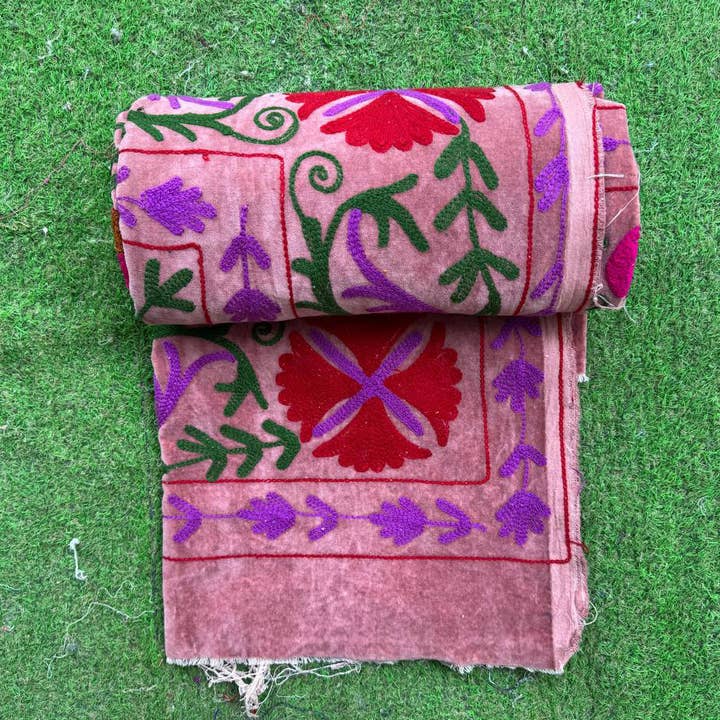 GYPSY STUDIO - Wholesale Throw Blanket - Suzani Floral Embroidery Work Blanket Home Decor Bed Throw6