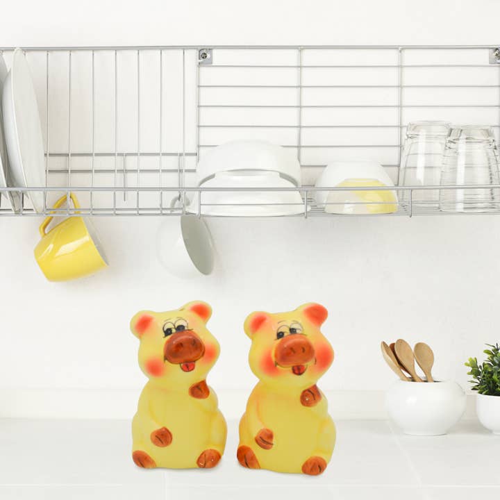 European Heritage Gifts - Wholesale Salt & Pepper Shaker Set - Animal Salt & Pepper Shakers Pigs Basket