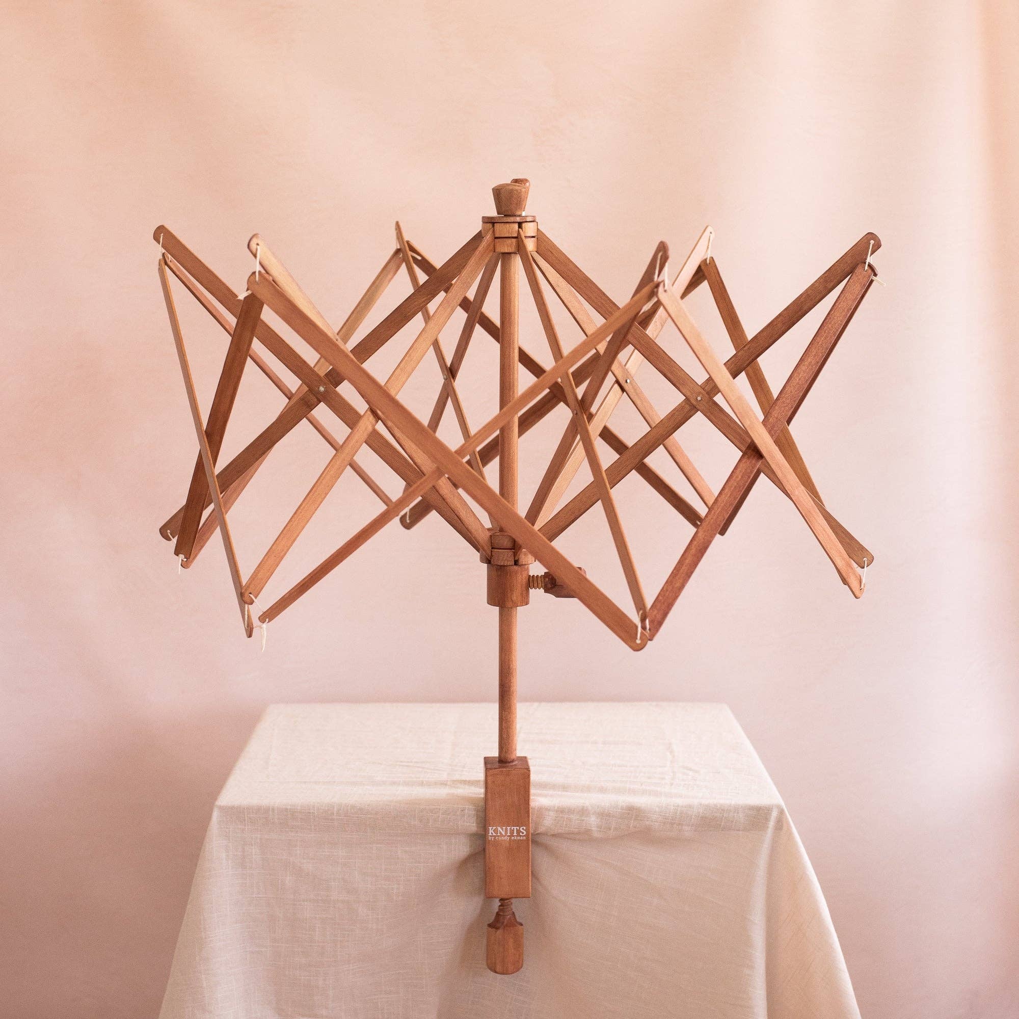 KNITS by ce AB - Wholesale Knitting/Crochet Supplies - Garnvinda5