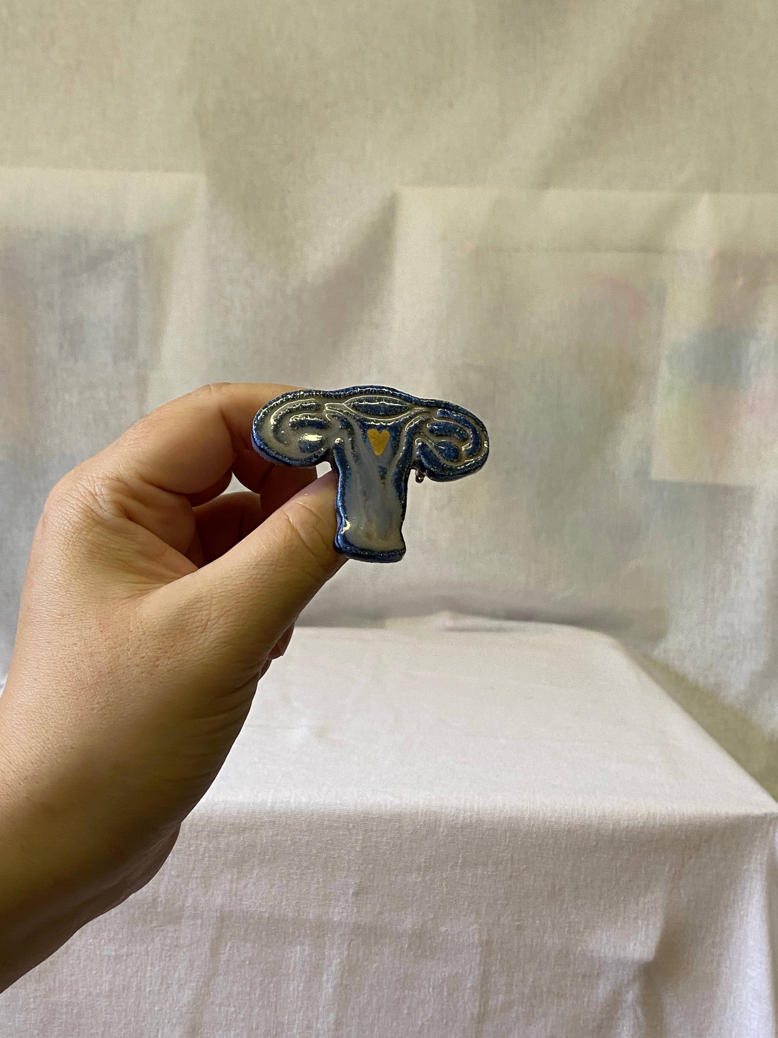 Alex Conan - Wholesale Brooch - Uterus Vase Brooch1