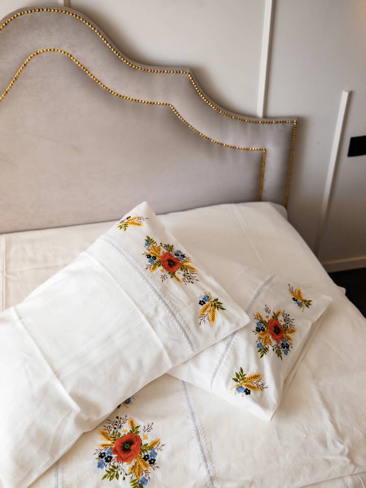 Bedding Set 100% Pure Linen White for wholesale by Galychanka