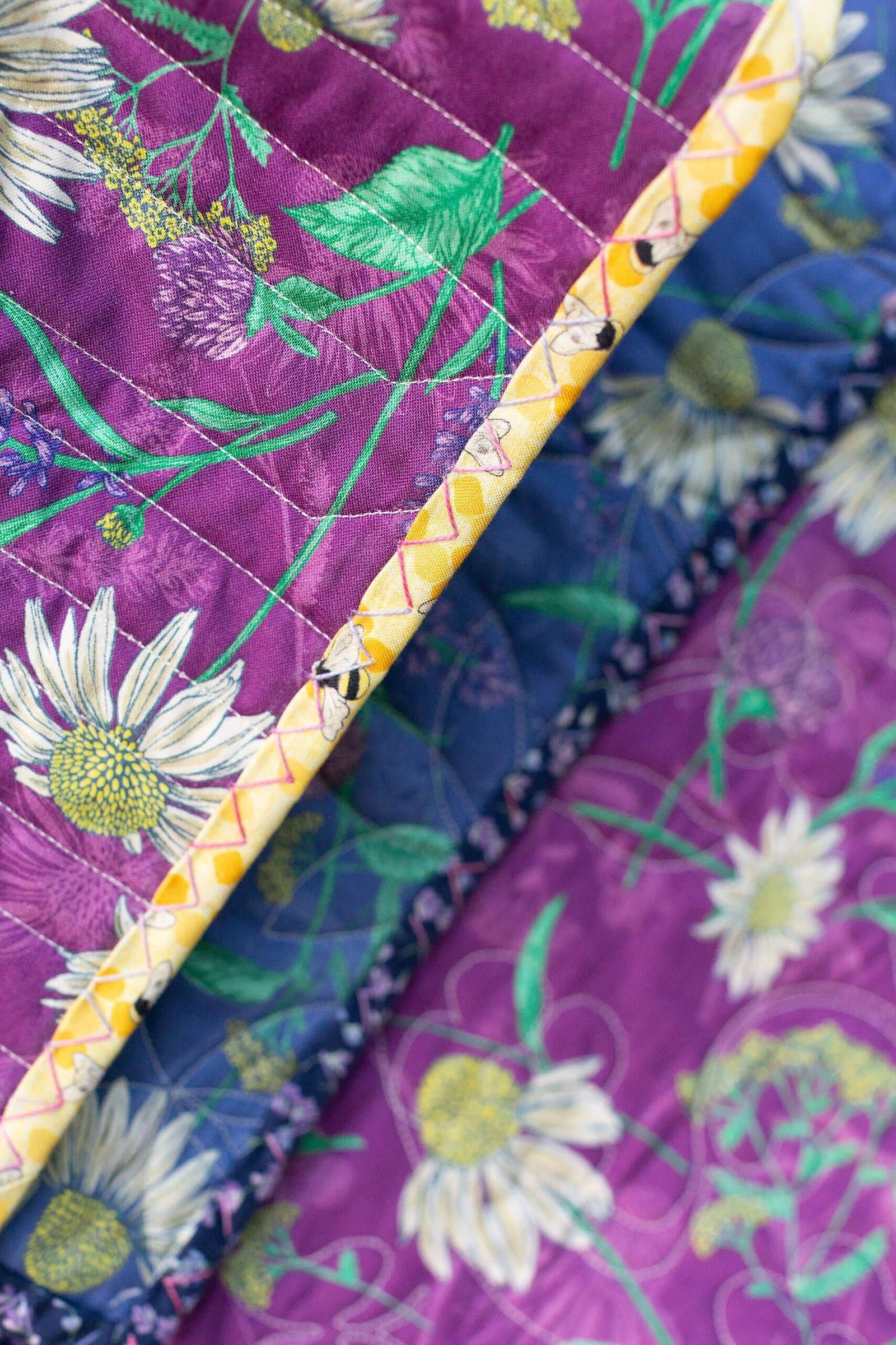 Rachel Rossi Design – Großhandel Kreuzstich-/Stickzubehör – Das kleine Buch der großen Stichbindung8