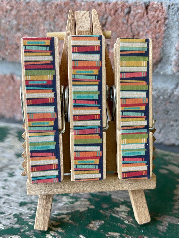 Livres de bibliothèque Manuels Scolaires Clip de collation puce pour la vente par NanCBeeCreations