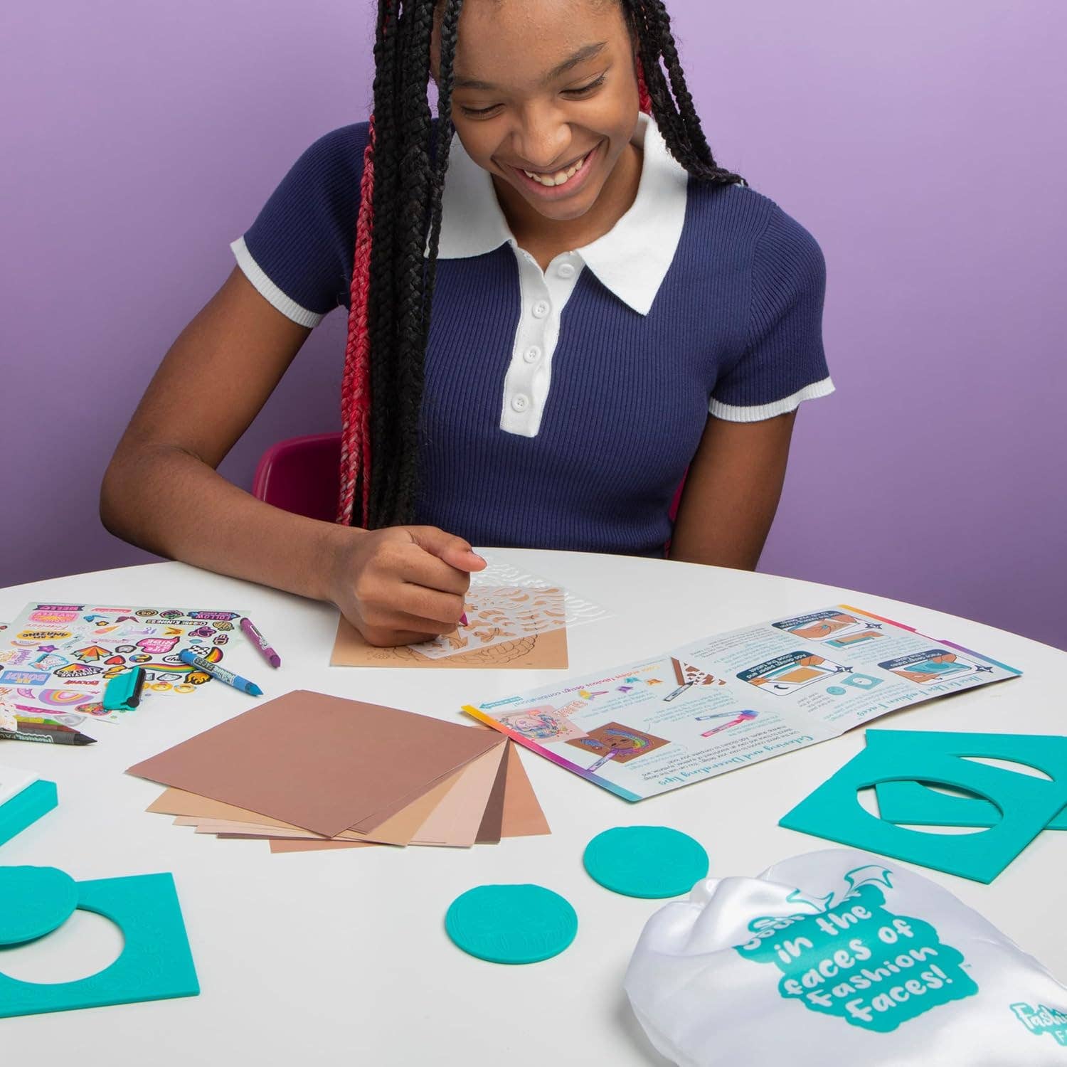 Play Monster - Wholesale Craft Supplies - Fashion Faces Mix & Match Fashion Designer Kit for Kids4