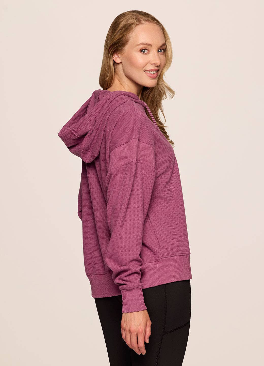 RBX Active – Engroshandel Hoodie – Kvinder – Afslappet hættetrøje i vaffelstrik til fridage14