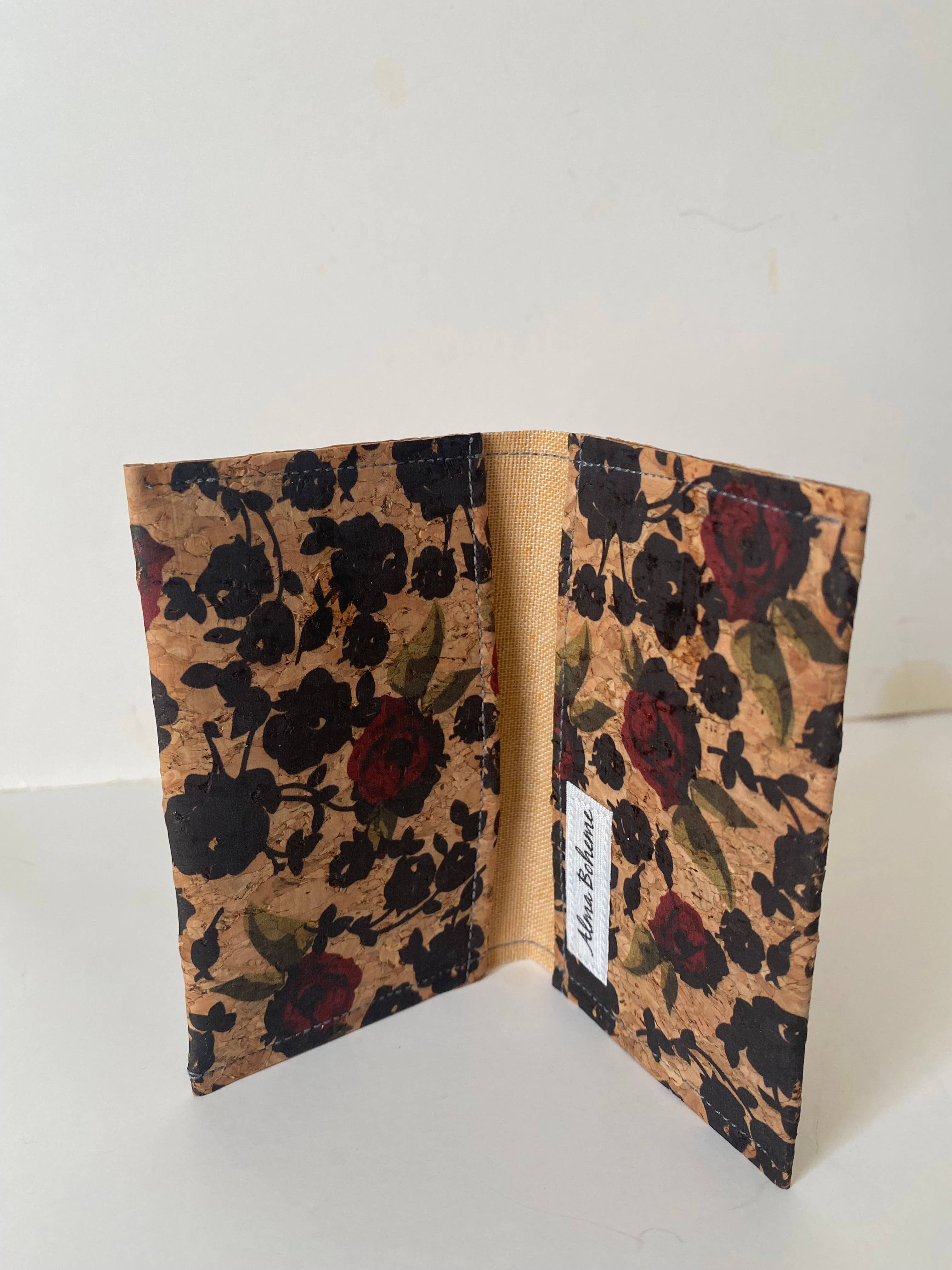 Alma Boheme Handmade - Vente Portefeuille – femme - Portefeuille pliant en liège avec motifs nature - Porte-cartes5