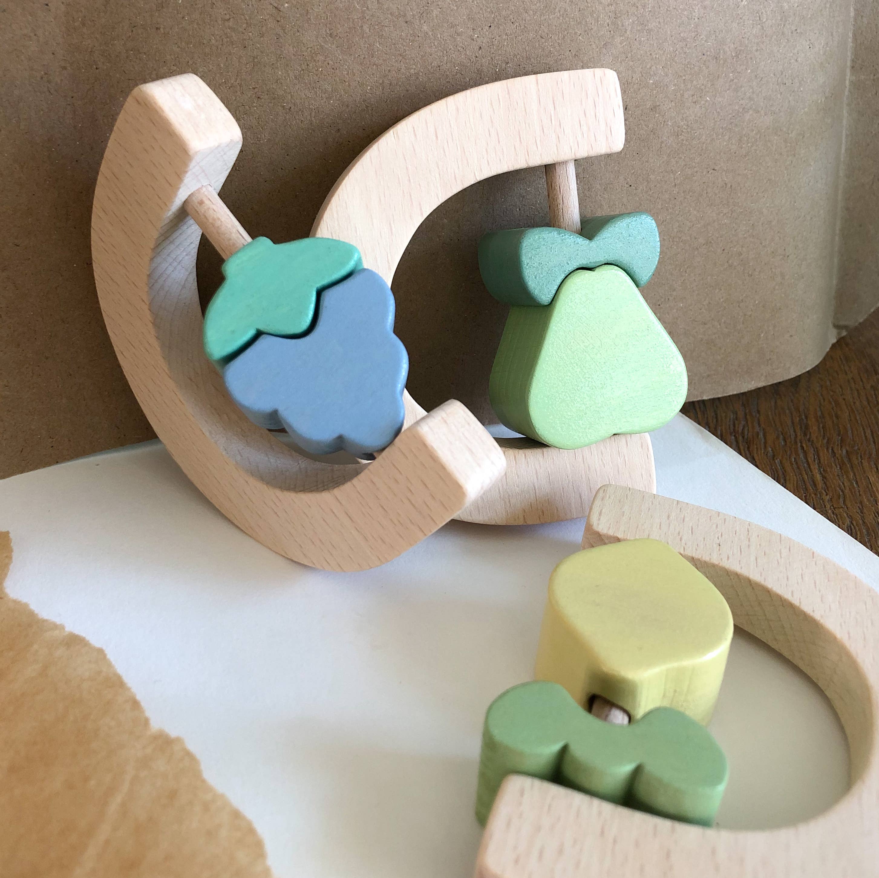 KMR Childwood - Wholesale Clutching Toy - Baby - Pear fruit rattle3