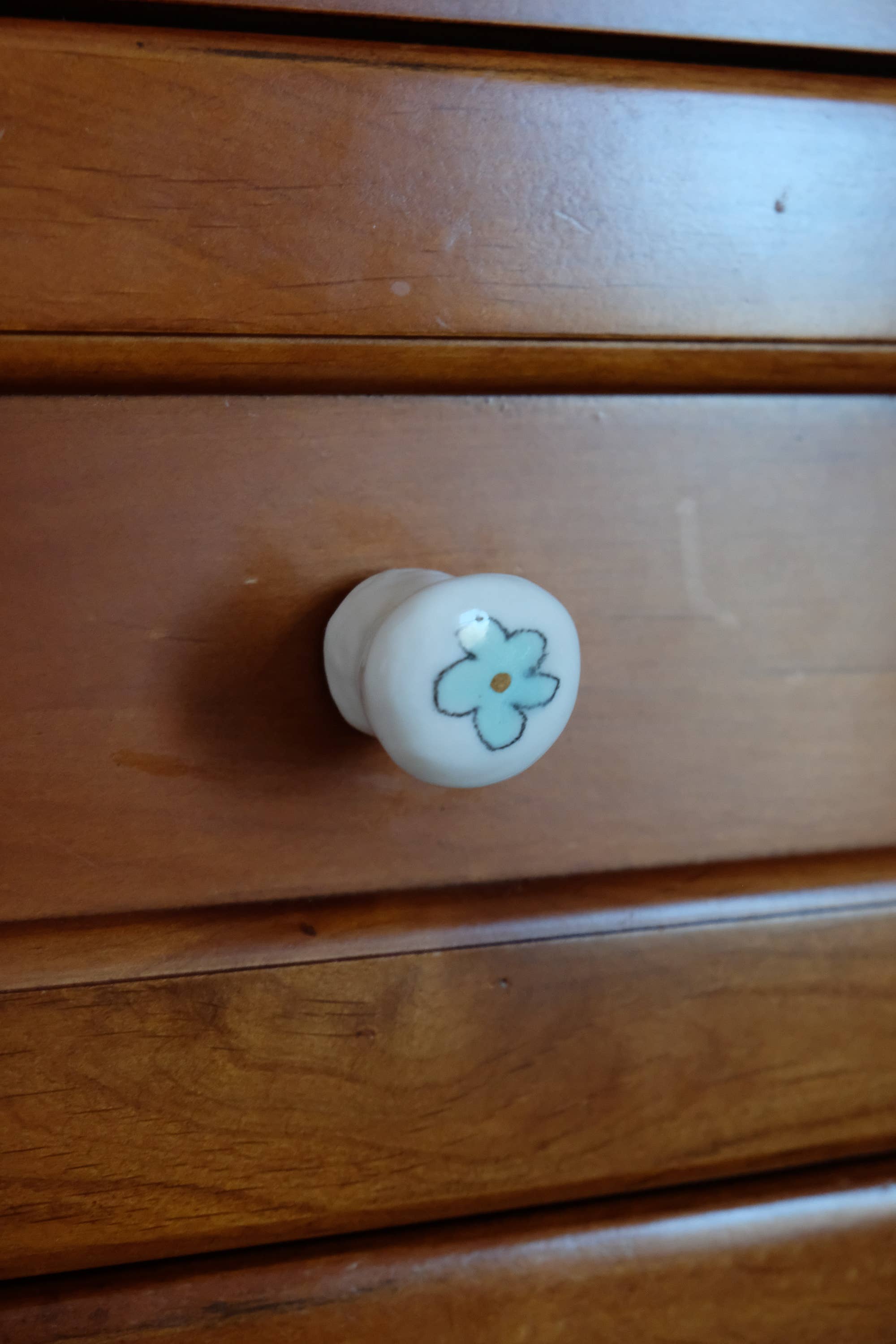 Cosmos Pottery - Wholesale Knob/Pull - Porcelain Drawer Pull0