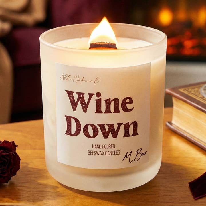Wine Down Bienenwachskerze aus mattiertem Glas, 12 oz für den Großhandel von M Bur Candle Co.