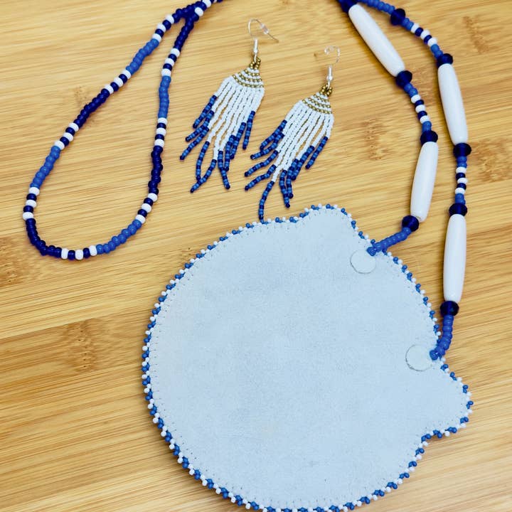 BEADS CORNER - Wholesale Jewellery set - Blue White Beaded Roaring Bear Pendant Necklace & Earrings Set3
