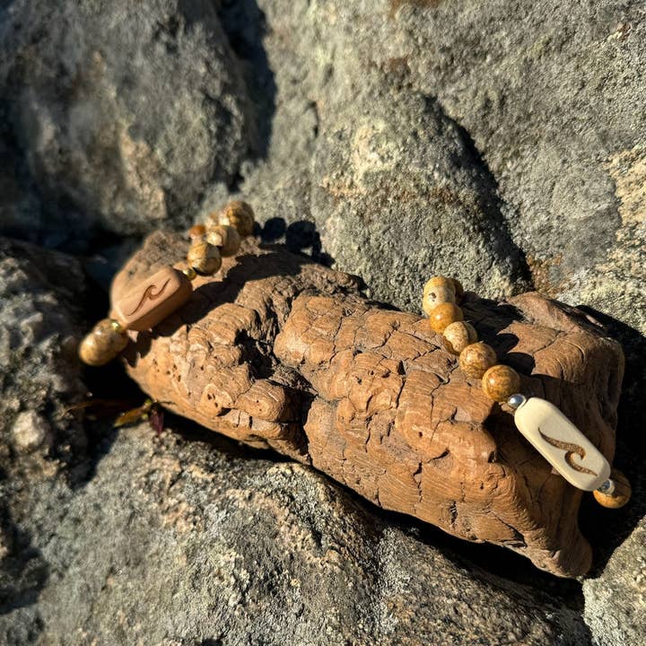 Bracciale Slivers Wave per la vendita all'ingrosso da parte di Stonington Designs/Hitch-Crafter