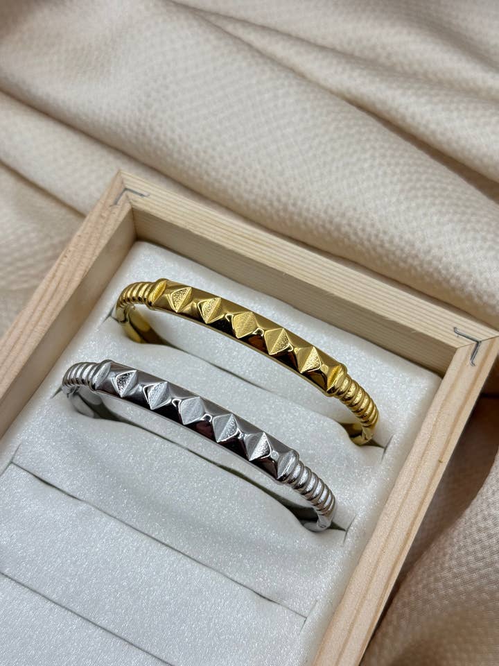 Bracciale rigido in acciaio inossidabile Simple Blocks per la vendita all'ingrosso da parte di YOLA