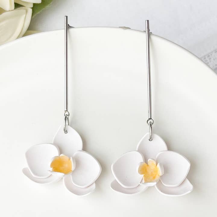 My Sister’s Things - Wholesale Dangle Earrings - Orchid Flower Dangle Earrings, Tropical Earrings, White0