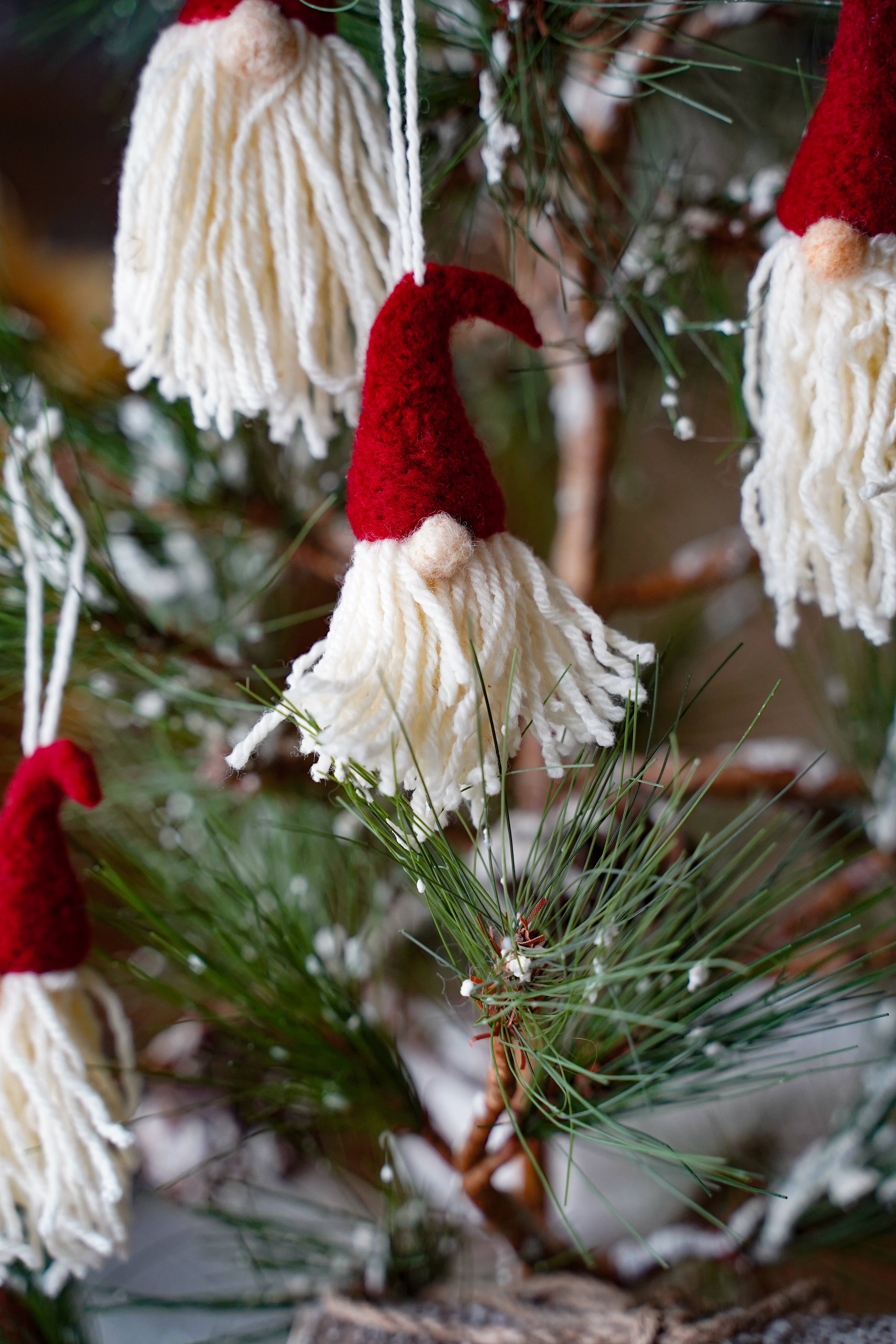 Bear Creek Felting - Vendita all'ingrosso Kit per lavoretti fai da te - Kit per infeltrire ad aghi Gnome Ornaments (per 3 ornamenti)17