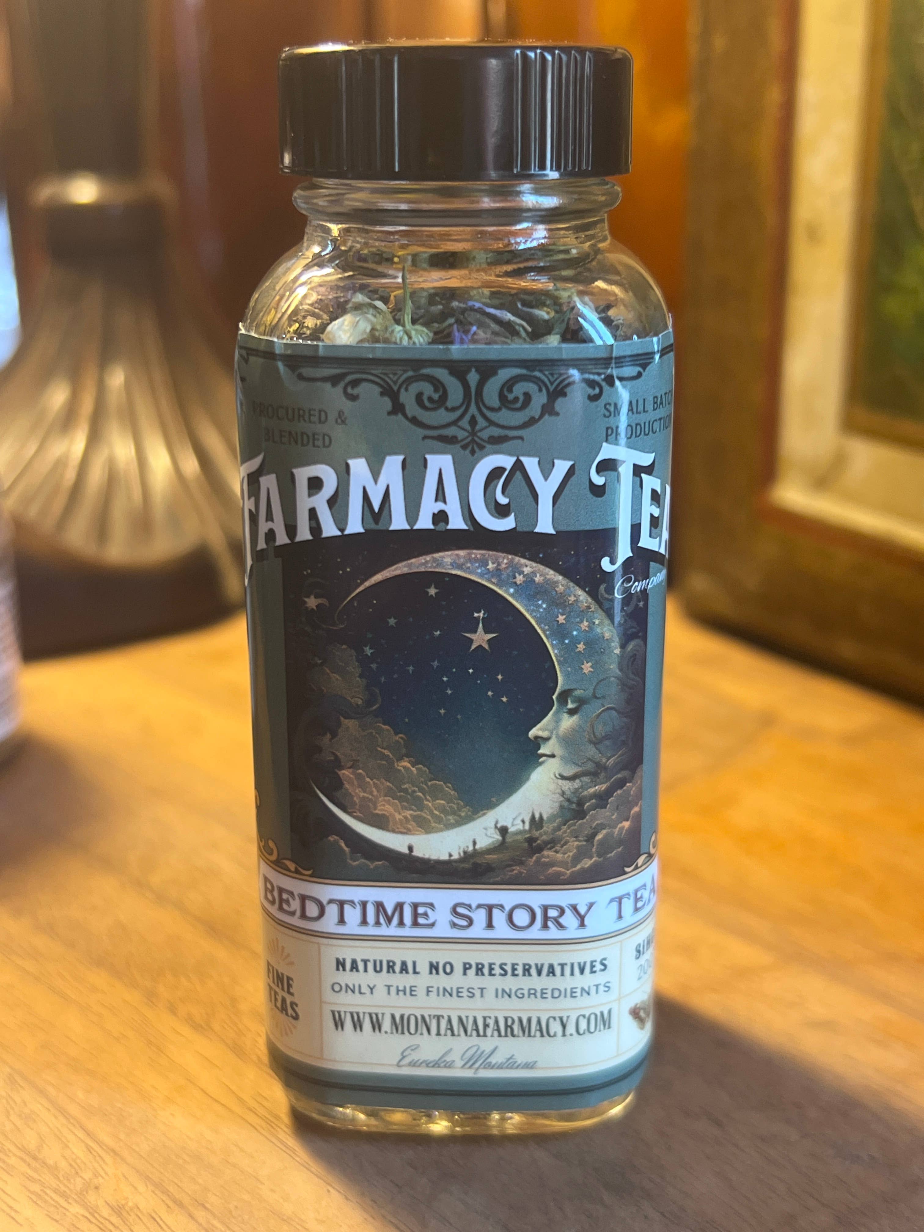 Montana Farmacy - Wholesale Loose Tea - Bedtime Story Herbal Tea Blend vintage moon Glass jar2