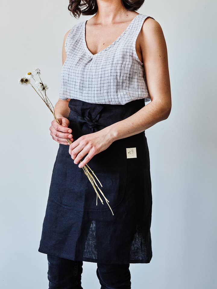 Half Linen Apron - Black for wholesale by confetti mill