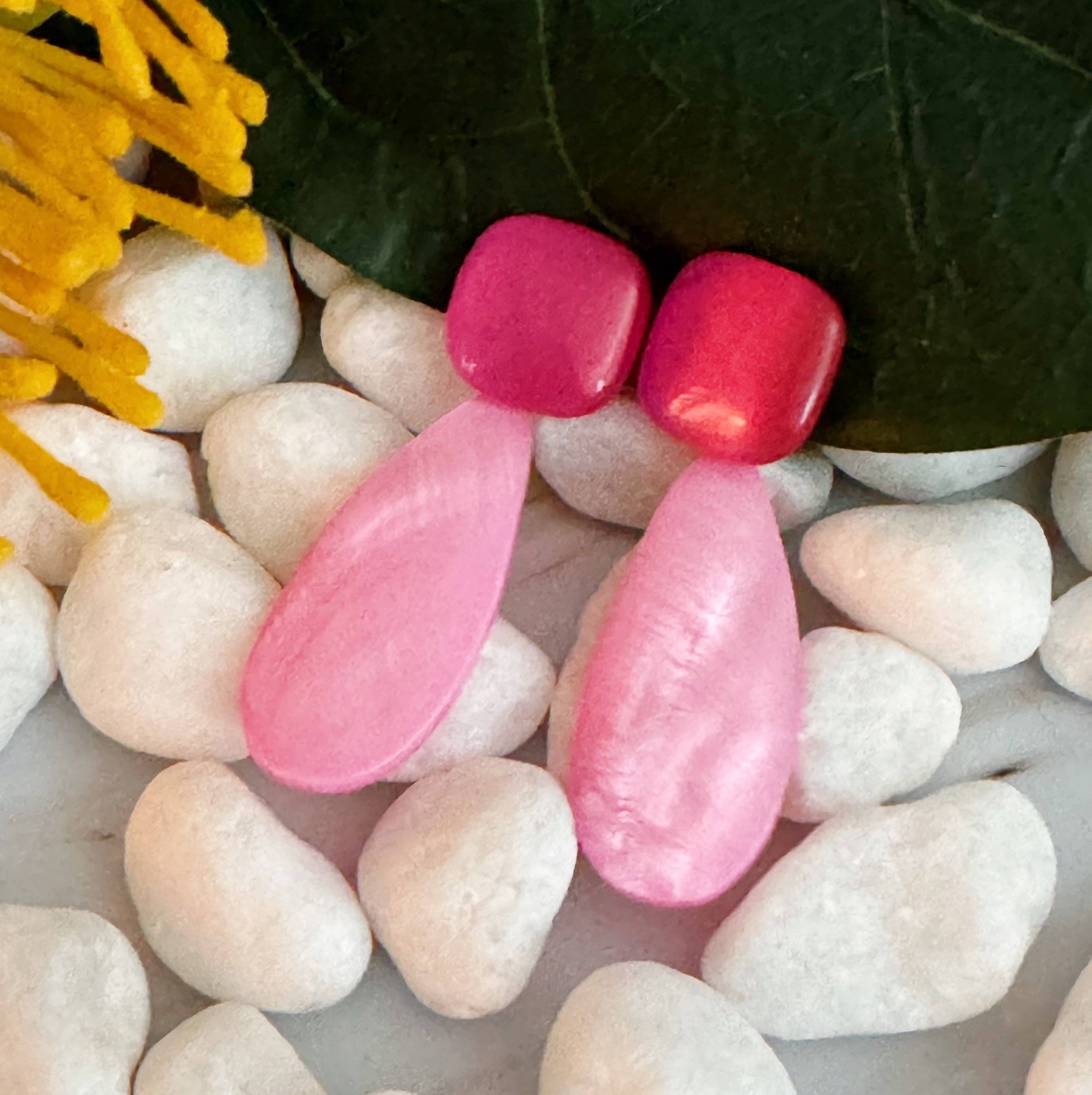 Ellison+Young – wholesale Dangle earrings – Pastel Breeze Double Stone Earrings2