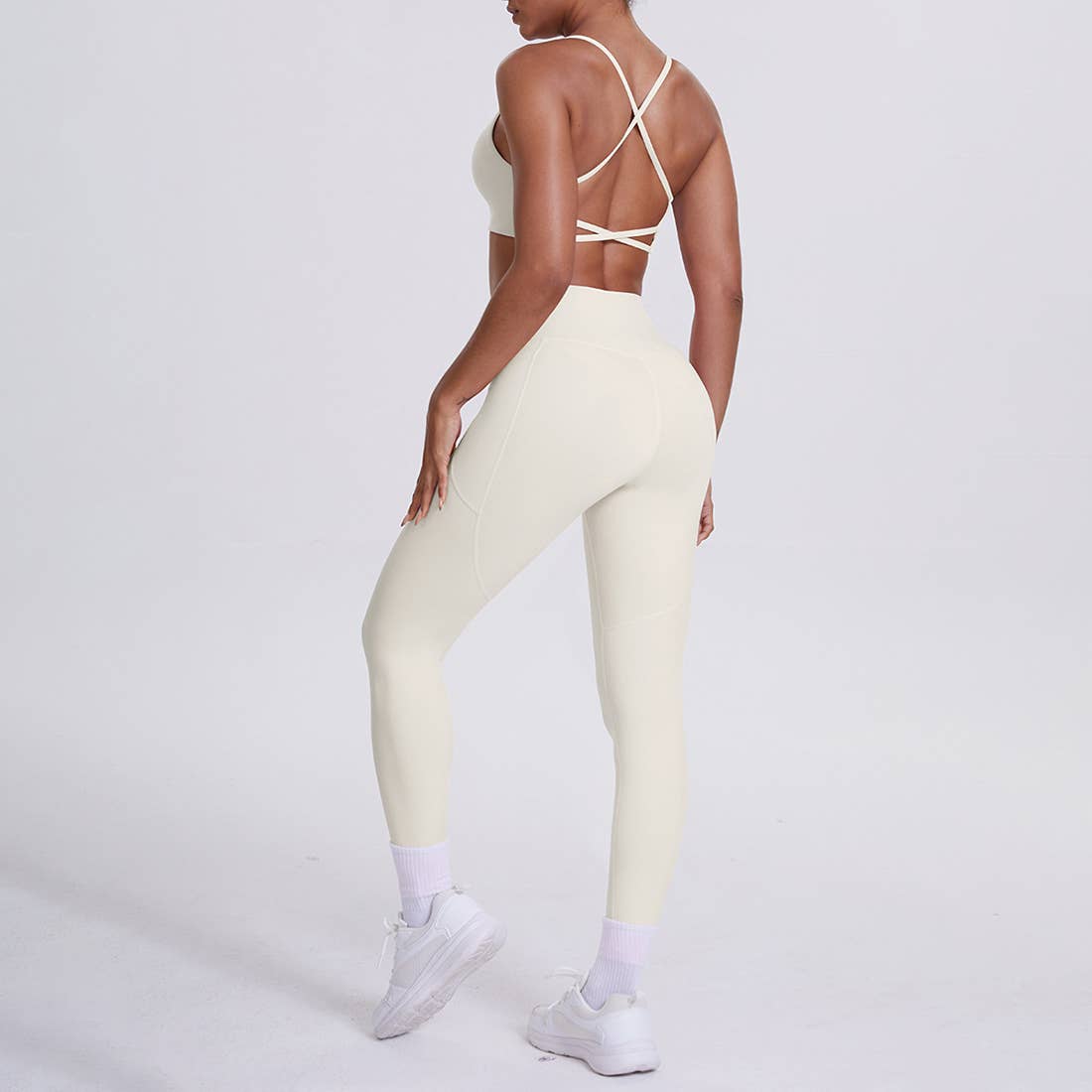 Sodalemon - Wholesale Activewear Set - Women's - Women High-Waisted Yoga Set: Sports Bra + Sculpting Leggings13