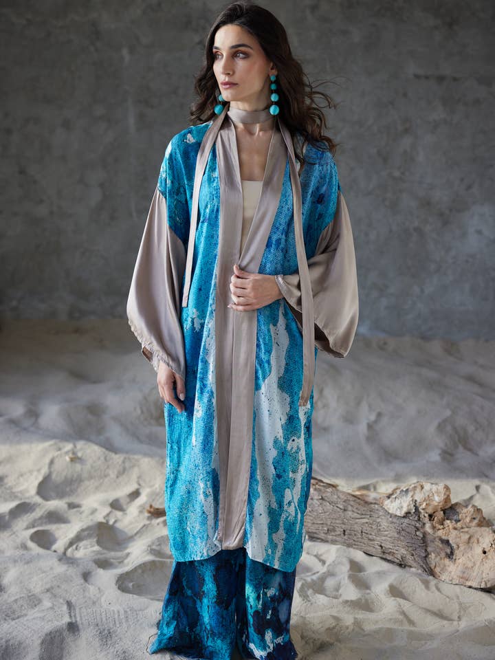 Short Kimono - Color Block Sleeves for wholesale by Mona Fares