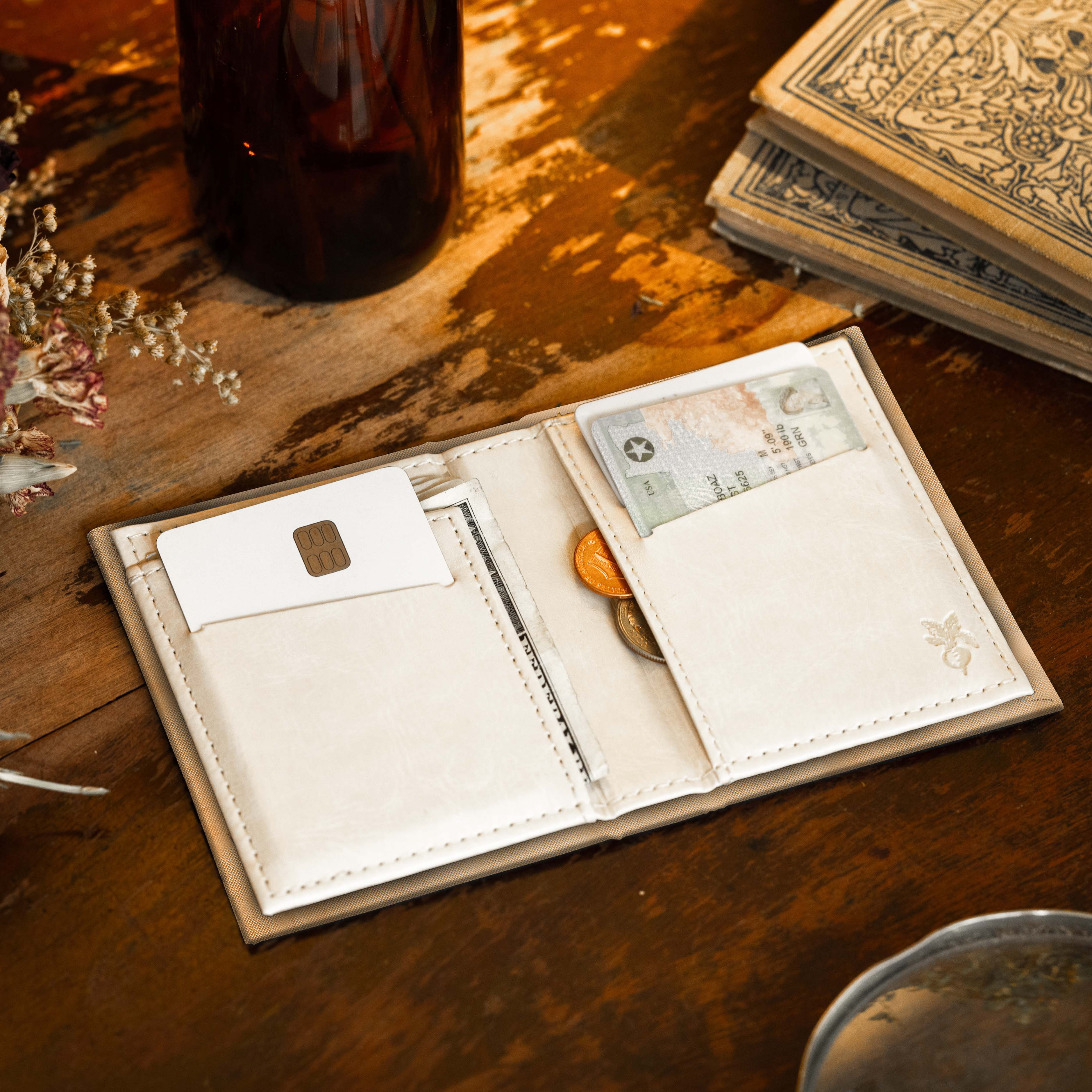 Novel Book Store - Vendita all'ingrosso Portafoglio - Unisex - Portafoglio Le Fantôme de l'Opéra di Gaston Leroux 1910 (Il fantasma dell'Opera)2