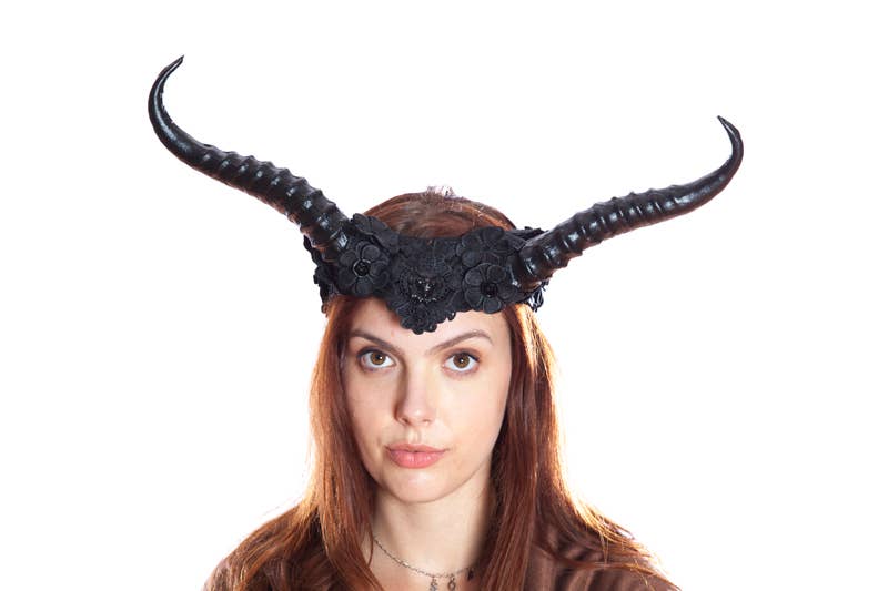 KBW Global Corp. – Bandana - Unissexo por atacado – Tocado Preto Floral com Chifres0