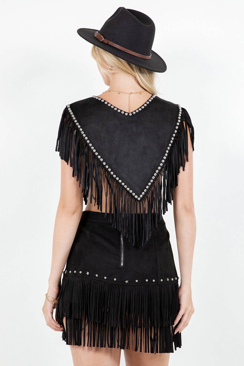 Saints & Hearts – wholesale Poncho – Women's – SIJ5410B BLACK STUD DETAIL FRINGED MINI PONCHO2