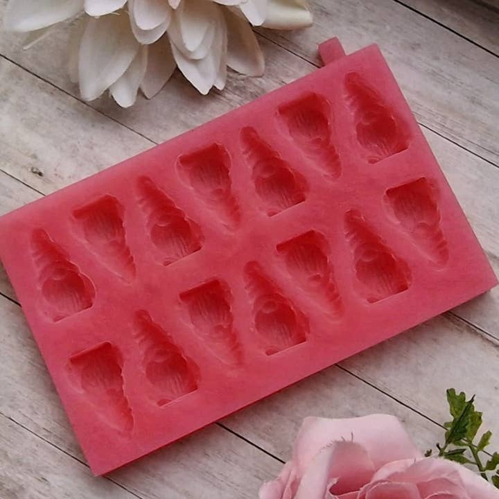 The Mould King - Wholesale Craft Supplies - Gonk 3D Wax Melt Sample Scoopie Mould Christmas Gnome Melts2