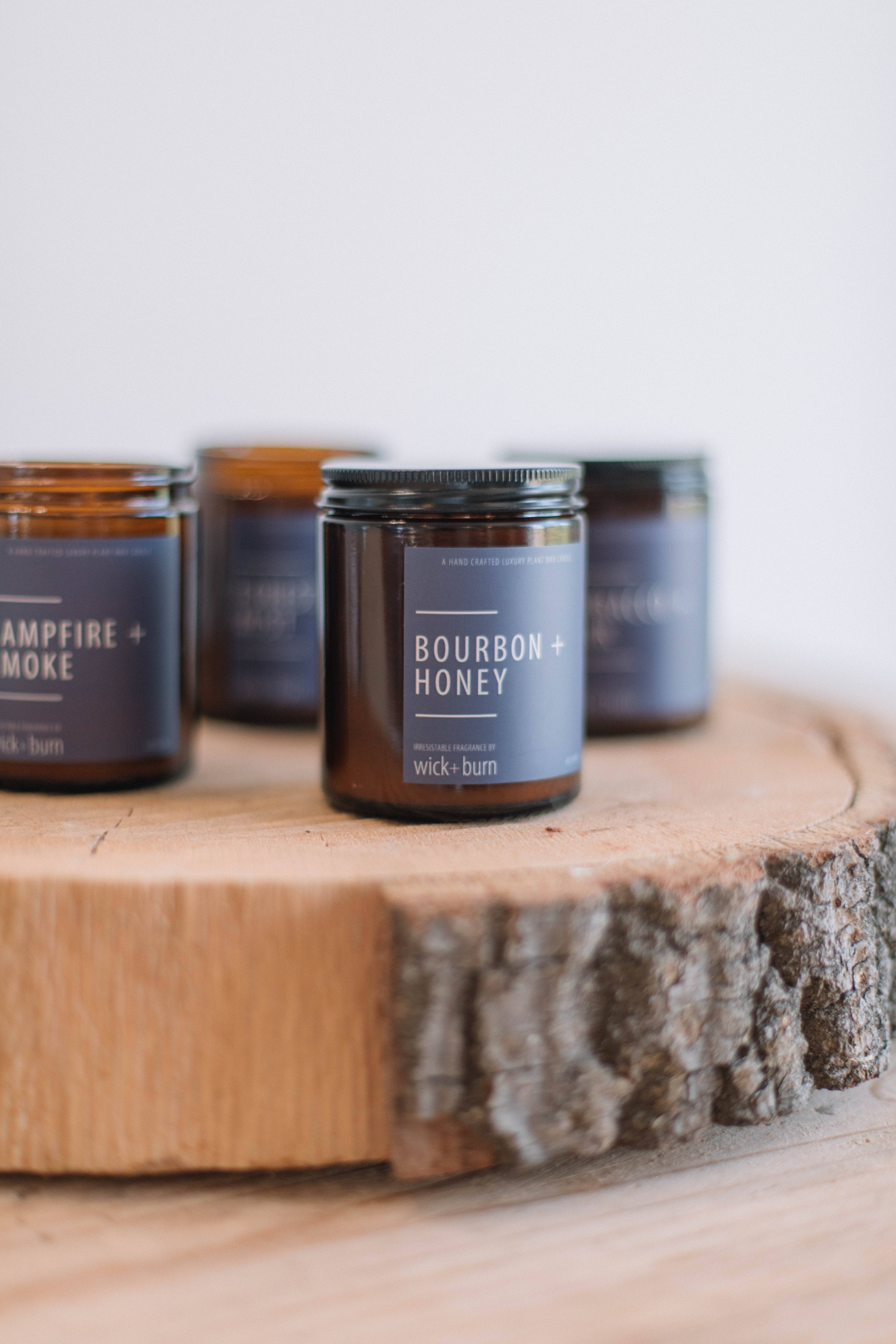 Scent.ily – wholesale Jar/filled candle – Wick+Burn: Campfire & Smoke: 6oz2