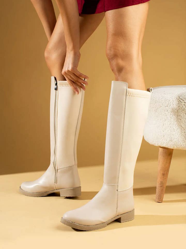 59-8894-23 pour la vente par Pembe Potin