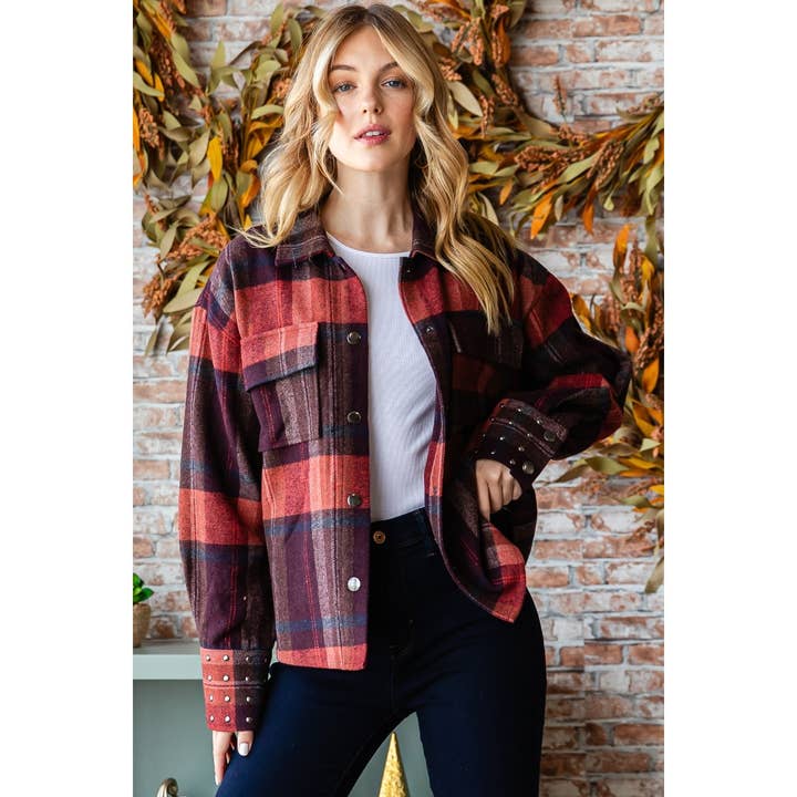 Veveret – wholesale Shirt Jacket/Shacket - Women’s – Plaid Stud Cuff Shirt Jacket