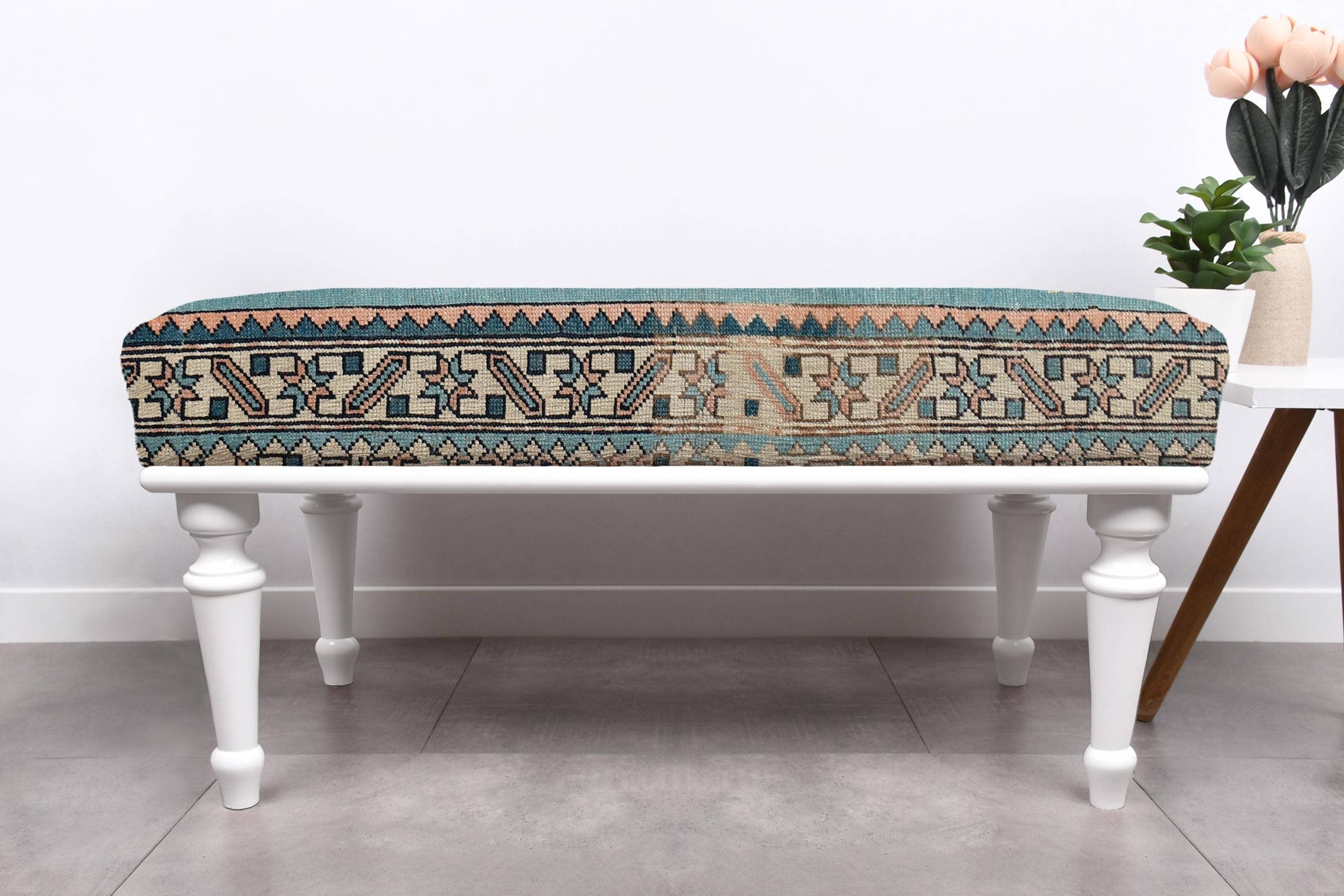 The Loom Wholesale – wholesale Bench – Traditional Turkish Rug Bench With Solid Wood Legs1