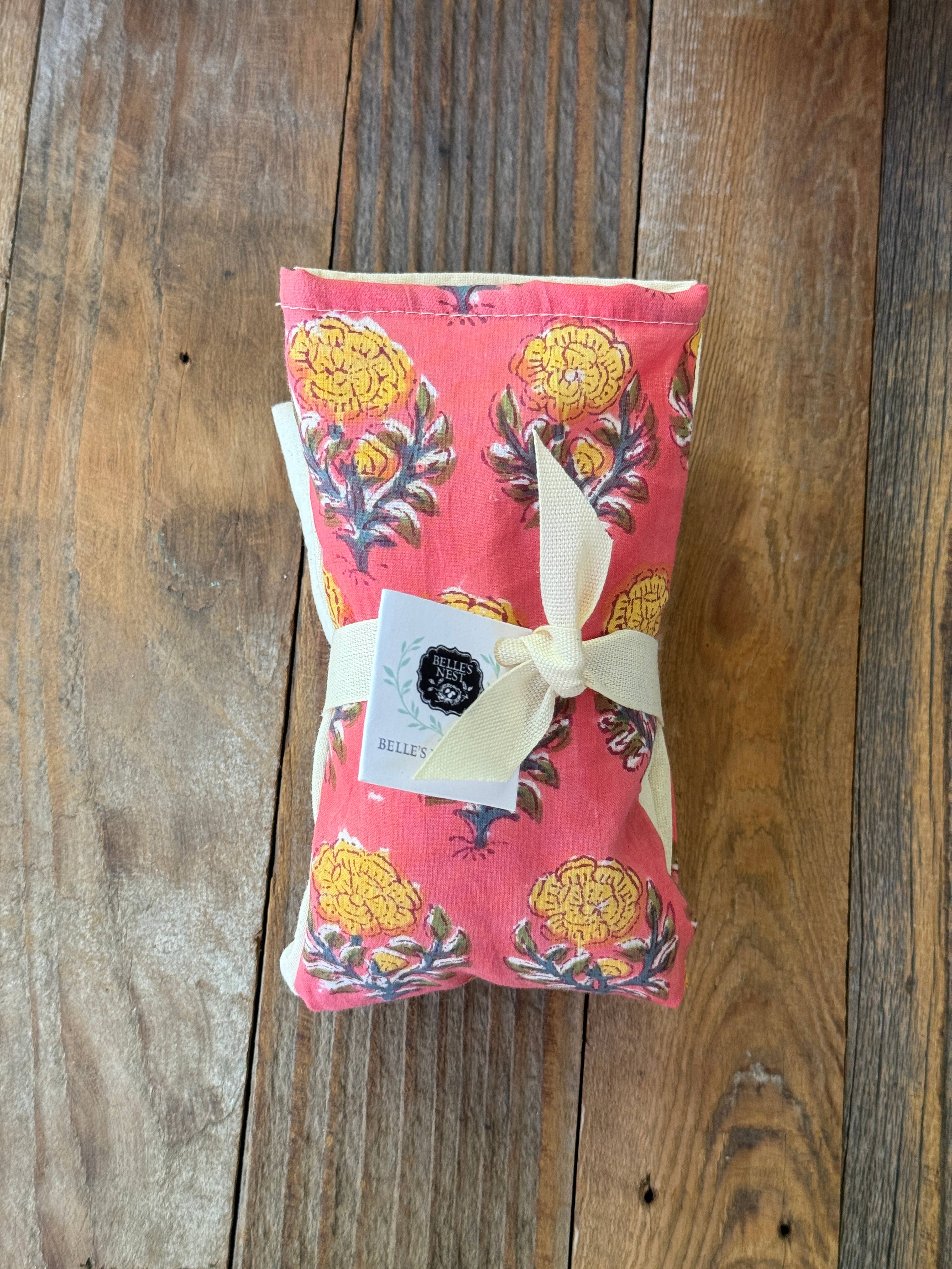 Belle's Nest - Wholesale Spa/Therapy Pillow - Lavender Eye Pillow  1