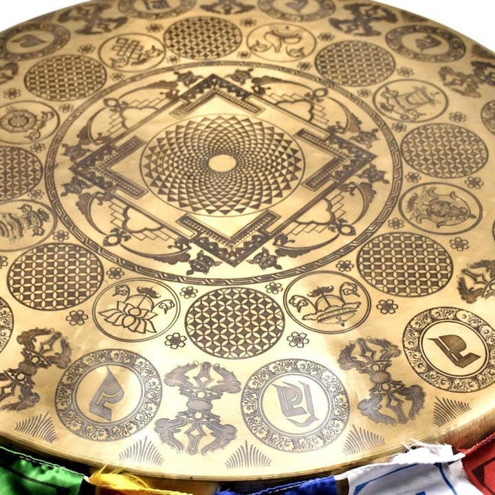 Grand Gong de Temple : Cloche Tibétaine Artisanale pour la Guérison Sonore (70cm) pour la vente par NadaYoga