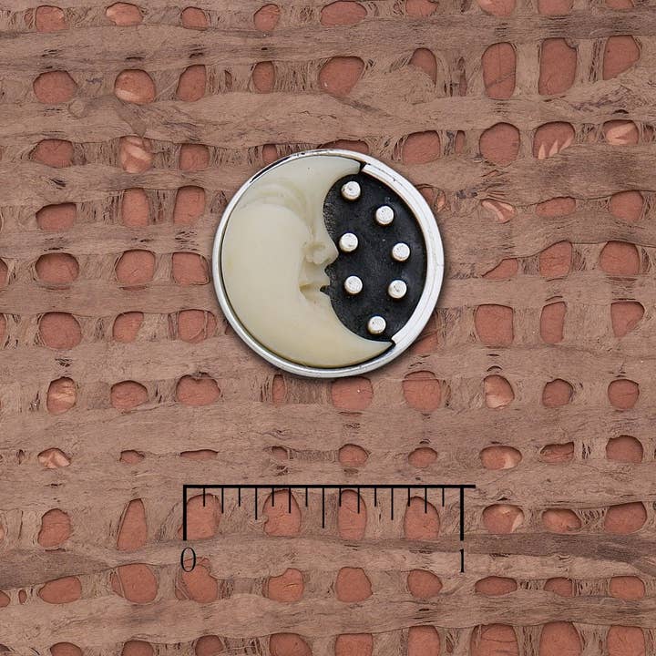 Anillo con forma de media luna con forma de nuez de tagua en plata de ley (tamaño mediano) para venta al por mayor de Tidepool