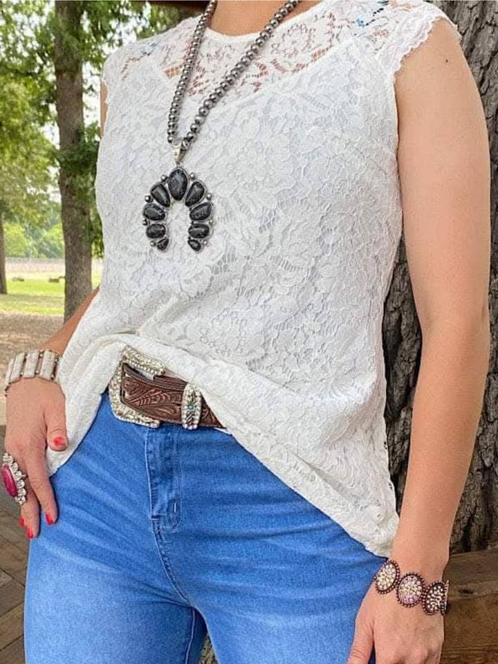 White Lace lined Top for wholesale by TOO CHIC BOUTIQUE & CO. LLC