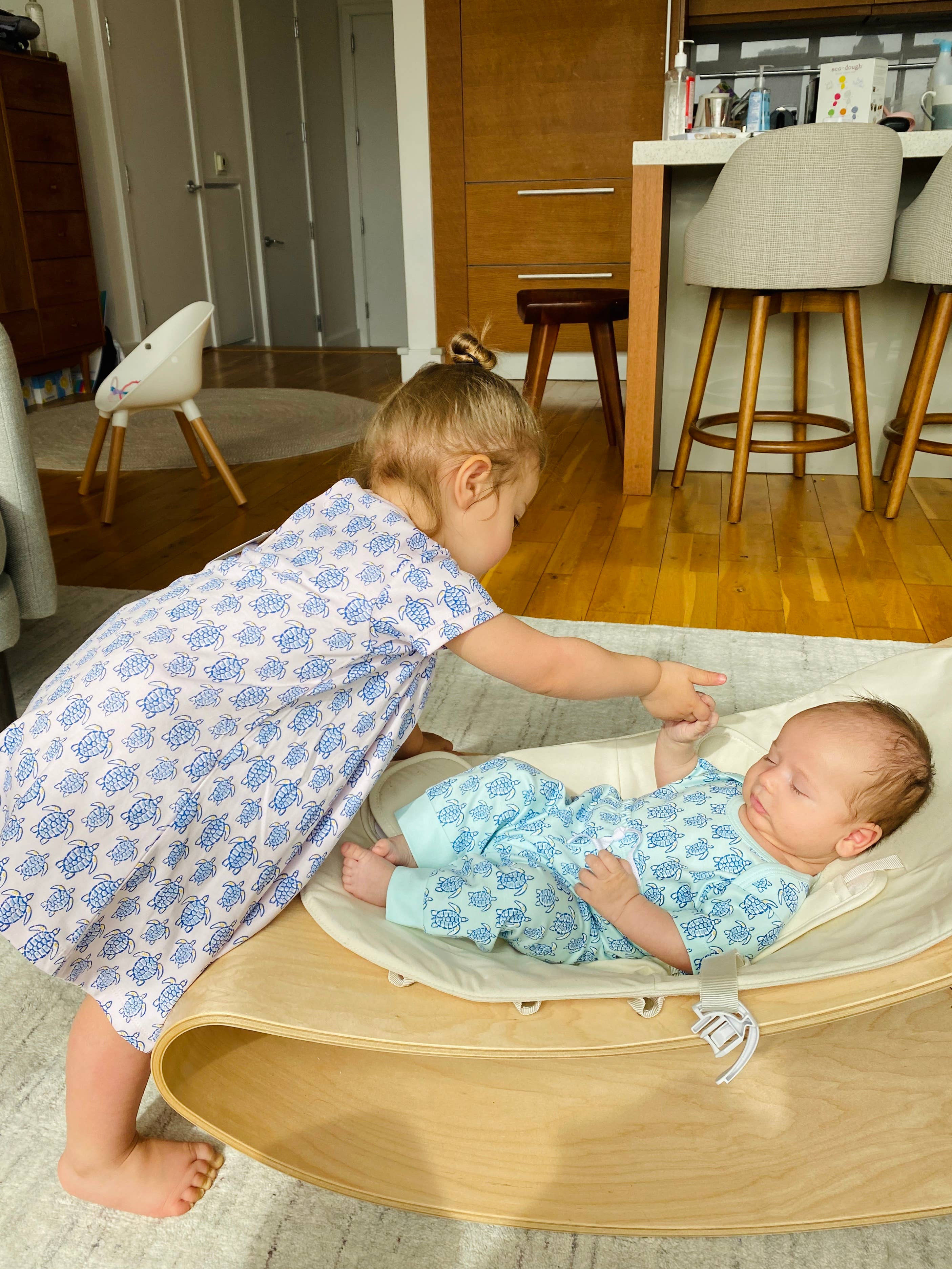 Pineapple Sunshine - Wholesale Bodysuit (Non-Footed) - Baby - Blue Sea Turtle Short Sleeve Onesie2