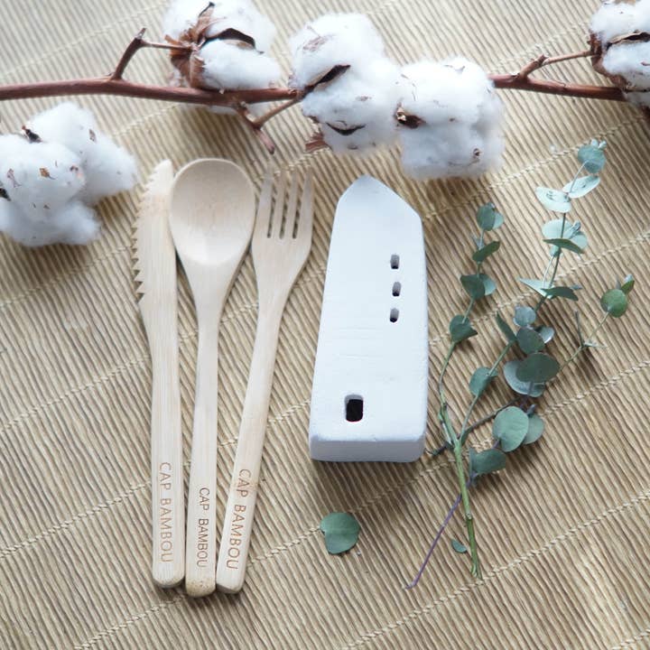 cap bambou - Wholesale Assorted Cutlery Set - Set of 3 bamboo cutlery (knife, fork, spoon)1