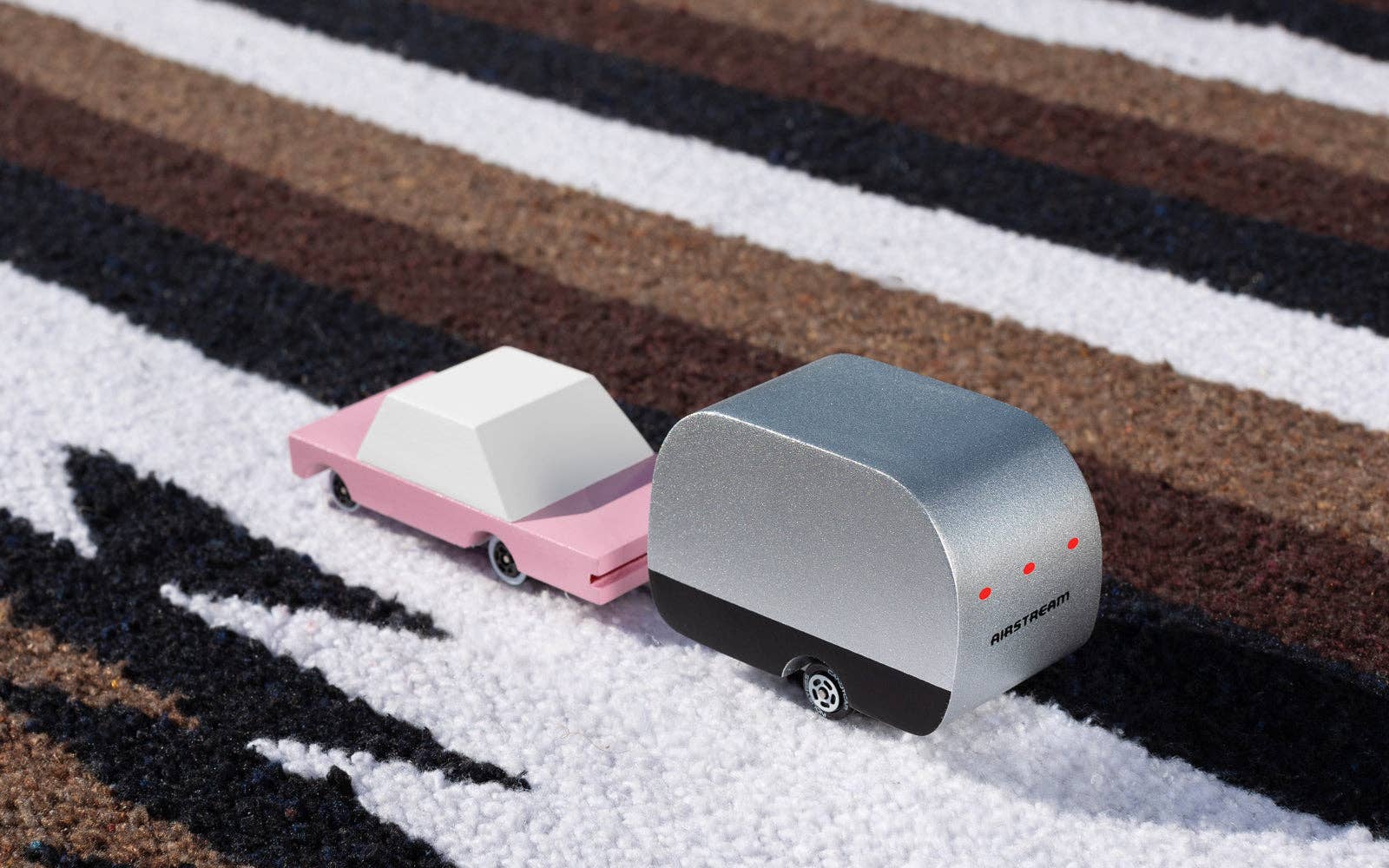 Candylab Toys – Großhandel Spielzeugauto – Kinder – Airstream® Wohnwagen7