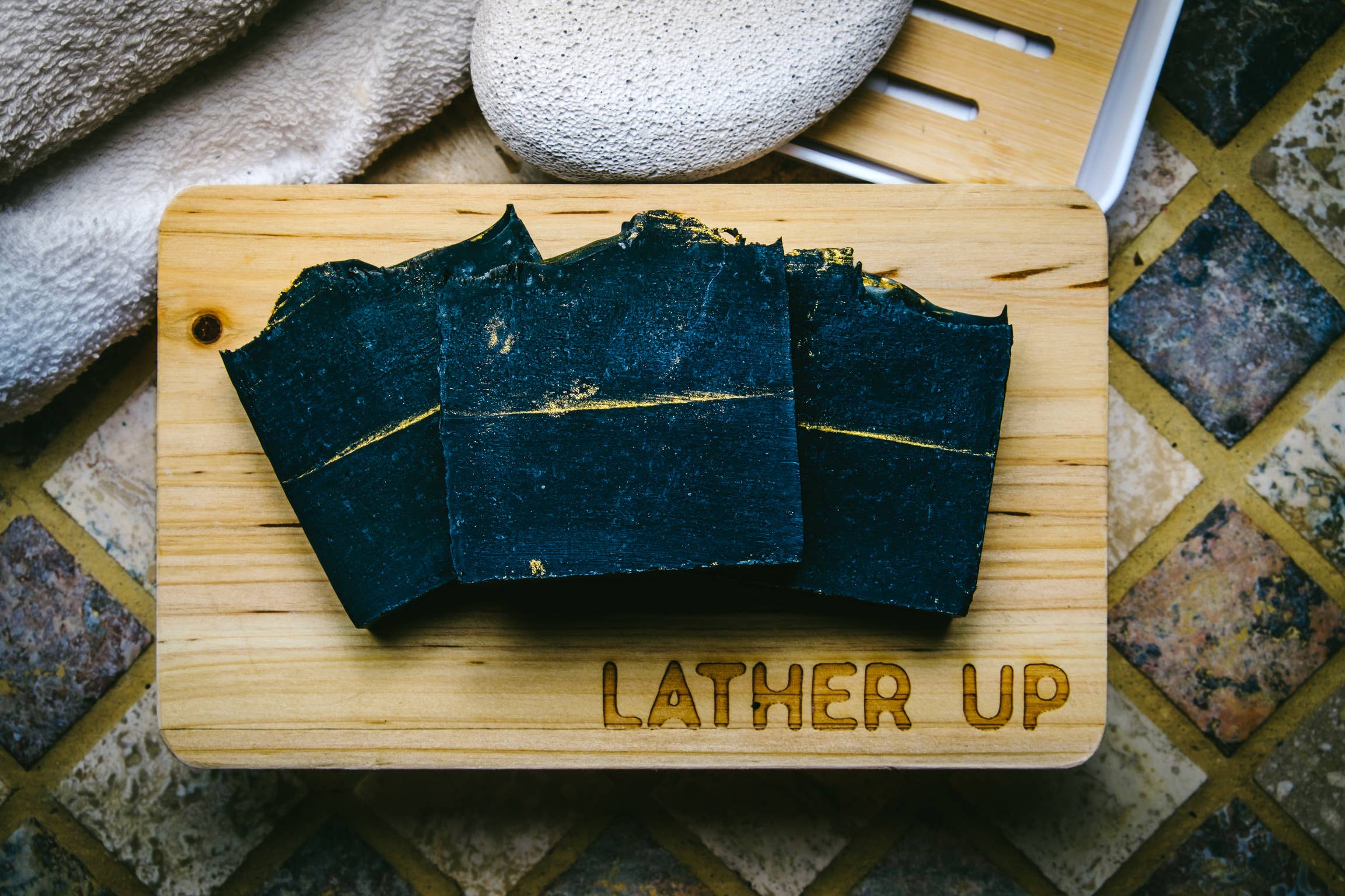 Resting Beef Face - Wholesale Bar Soap - RESTING BEEF FACE | CHARCOAL CLARITY TALLOW SOAP 4oz BARS2