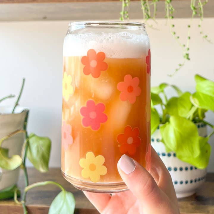 Copo de Vidro Daisy 16 oz Lata Citrus por atacado de Emily Paige Company