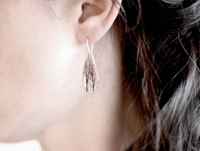 Black Drop Designs – Brincos de argola por atacado – brincos de papel de parede1