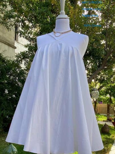 ROBE BOUCLÉE pour la vente par Gilu'