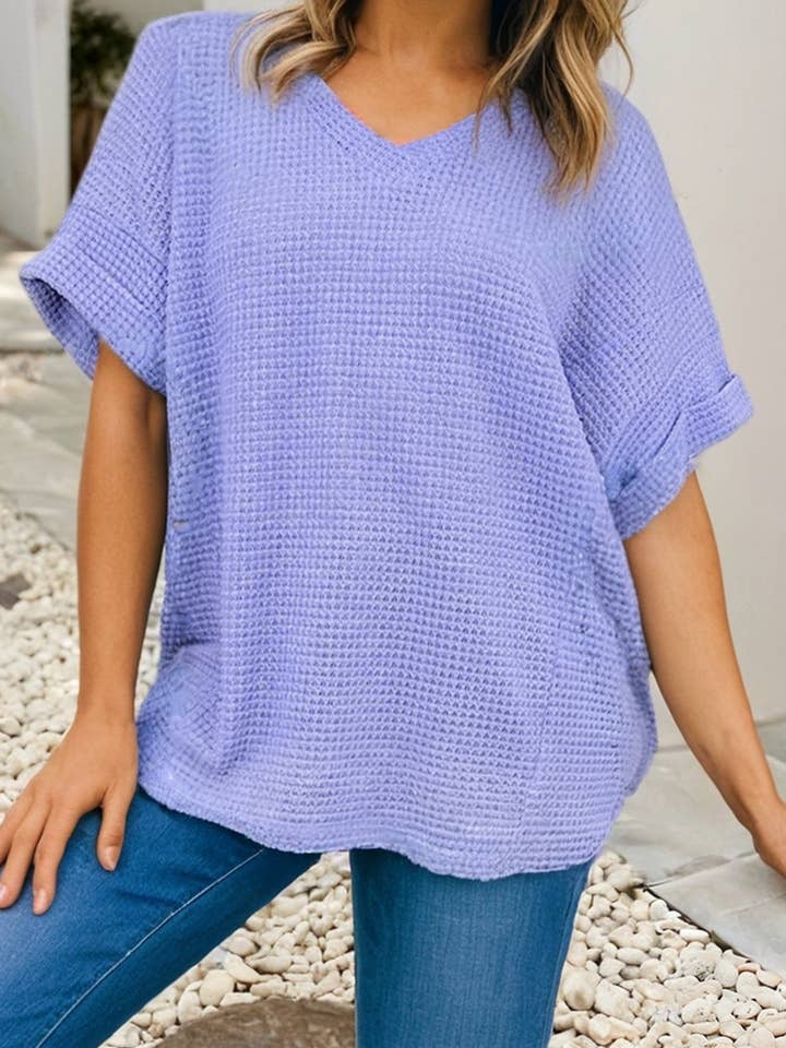 Haut en tricot à manches courtes et col en V LDC Waffle pour la vente par Little Daisy Closet