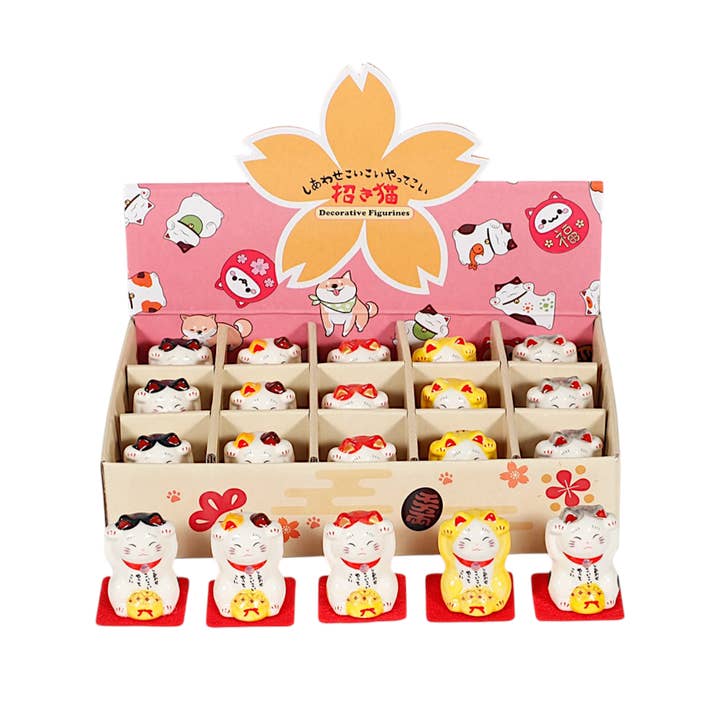 Surtido de 15 Figuras de Gato de la Suerte Maneki Neko de 2,5 Pulgadas (1/24) para venta al por mayor de Urban Tokyo