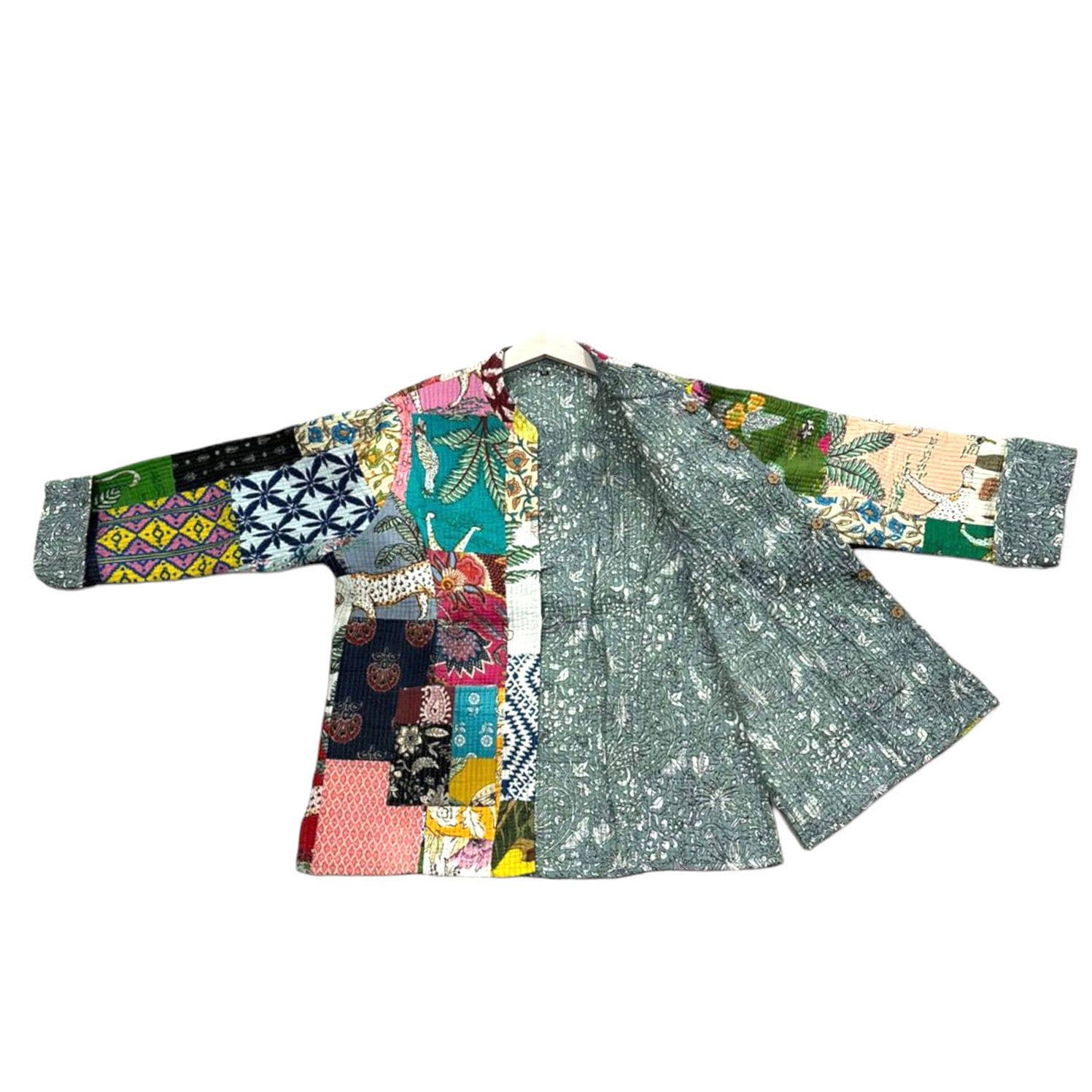 Flerfarvet Vendbar og håndlavet bomuldsjakke i patchwork-stil for engroshandel på Faire5