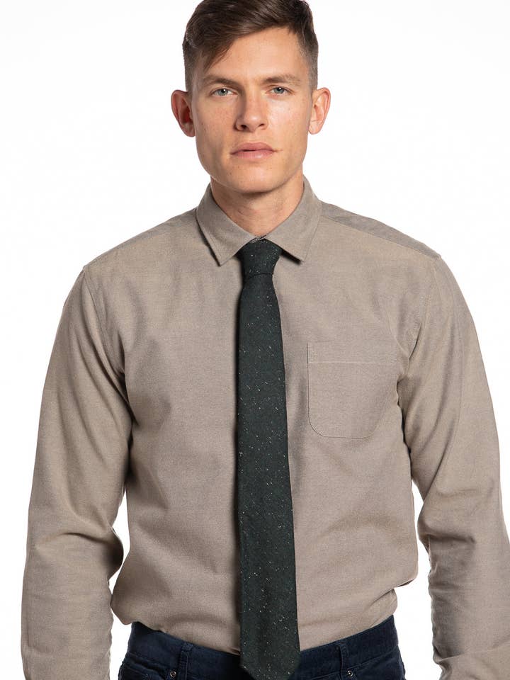 Cravate en laine mouchetée de couleur vert forêt pour la vente par Rue Saint-Patrick