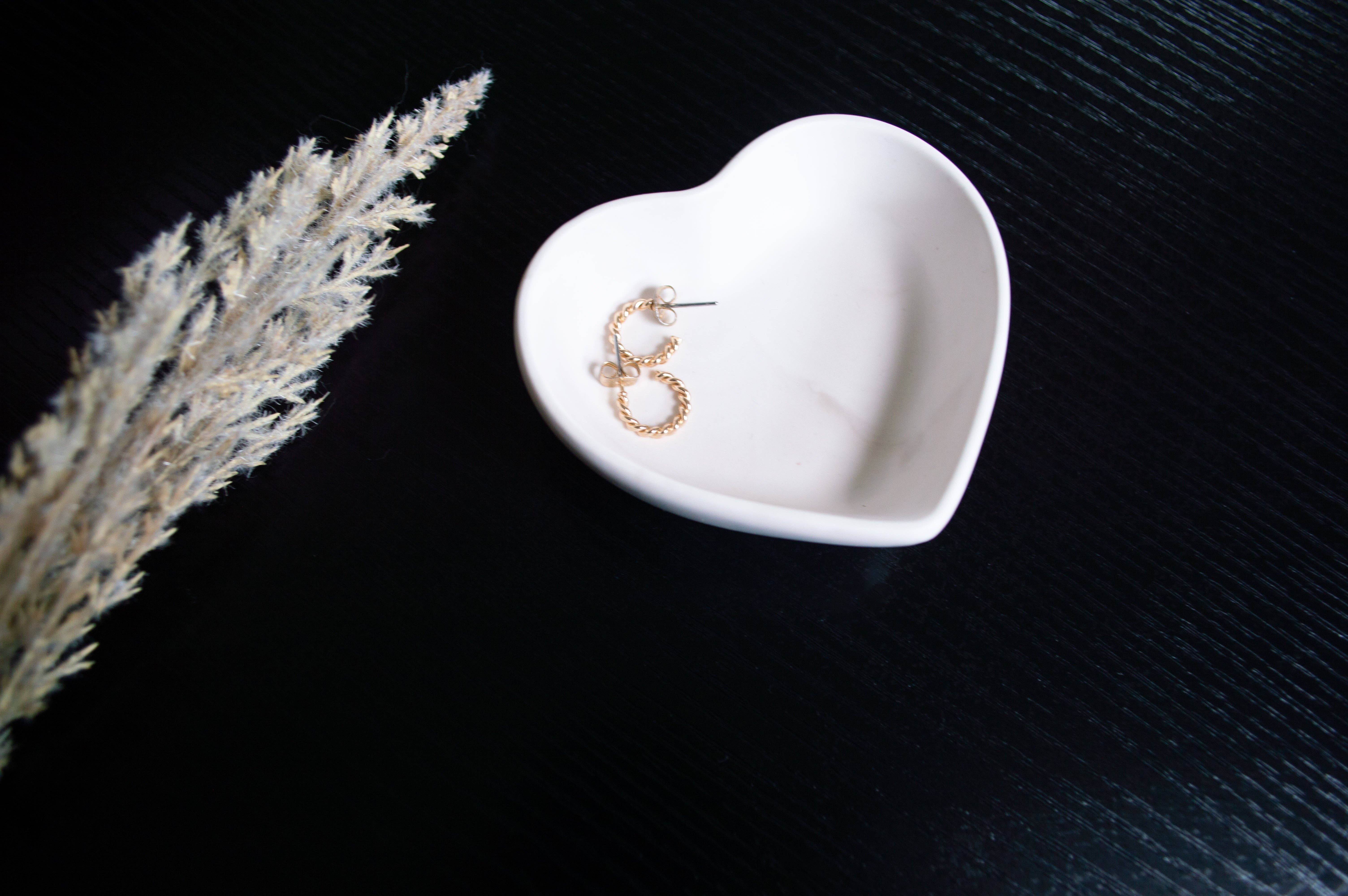 Lynn & Liana Designs - Wholesale Jewelry Dish - Mini Heart Dish (no tariffs)5