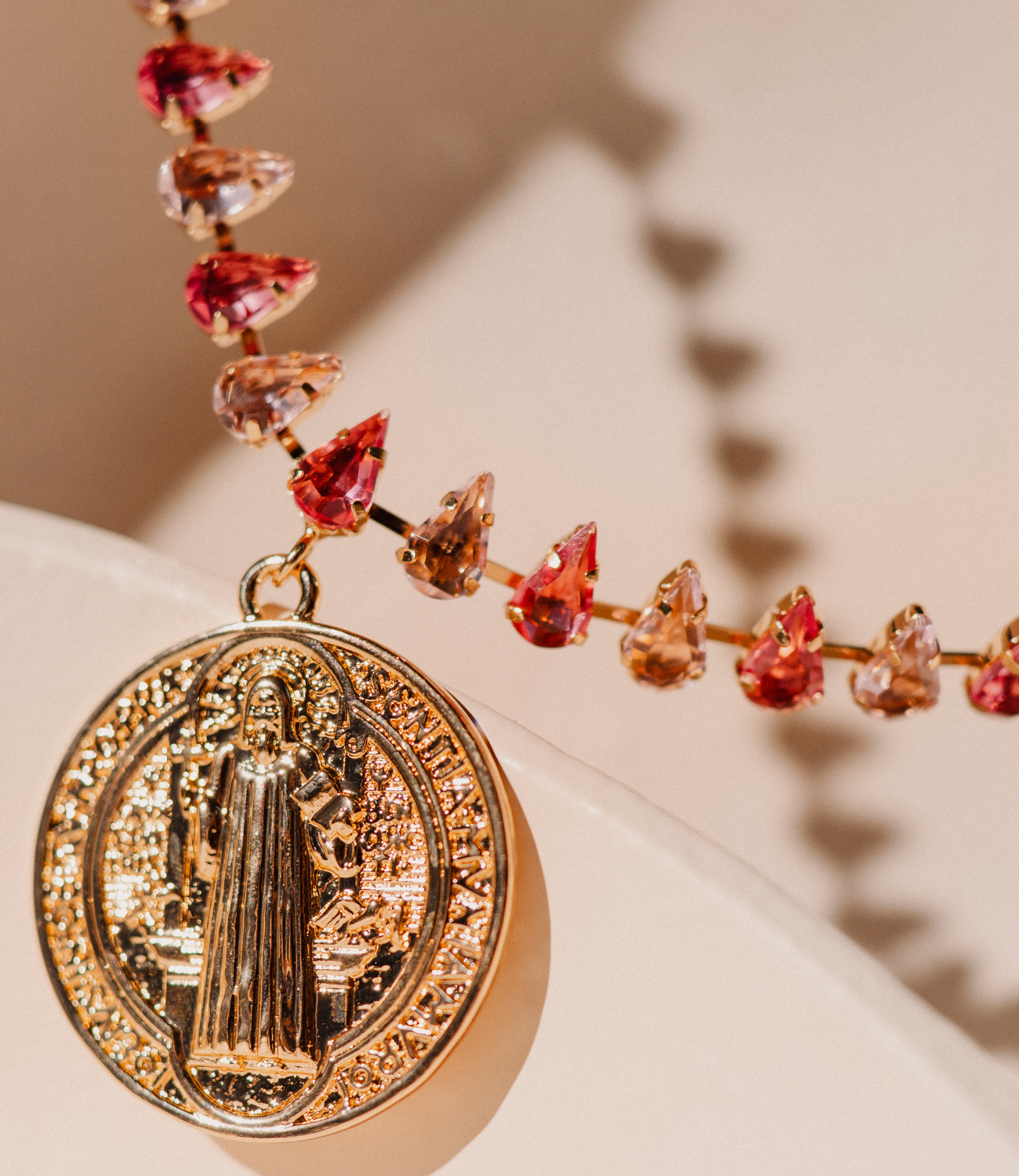 PHOEBE´S - Wholesale Pendant/Charm Necklace - Collar con medalla sagrada de San Benito1