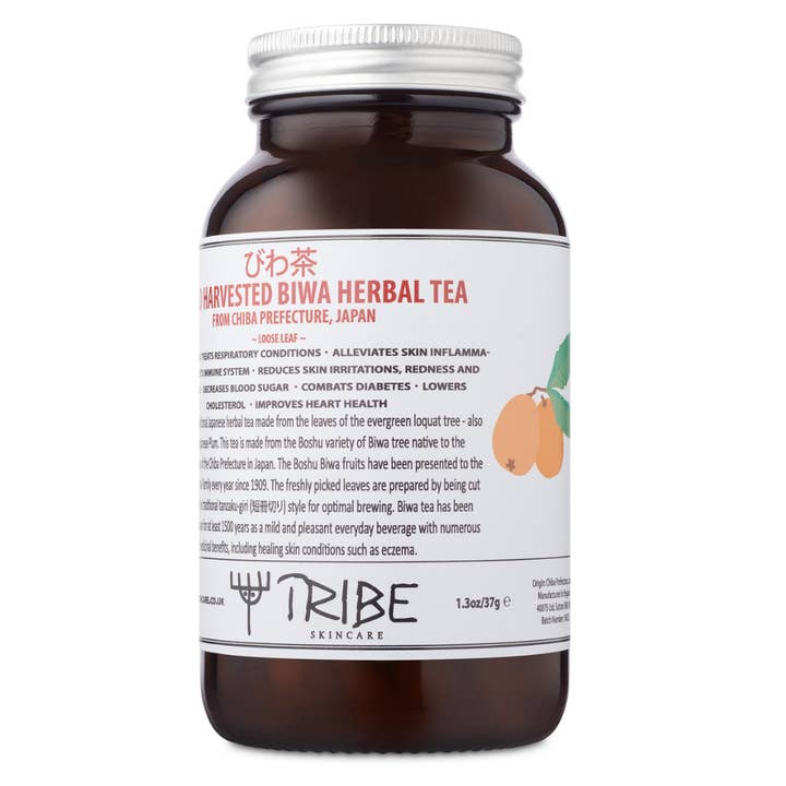 Vildskördat Biwa örtte () från Chiba prefektur, Japan för wholesale av Tribe Skincare