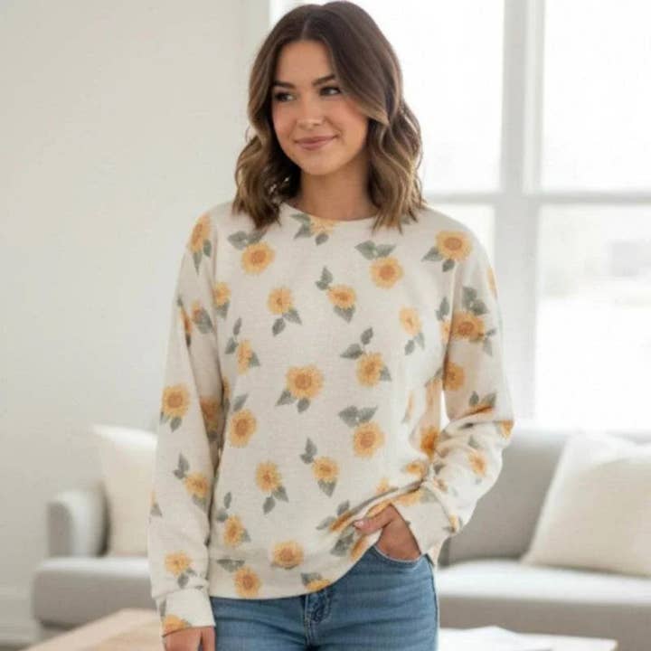 Patterned top for wholesale by C'est Elle